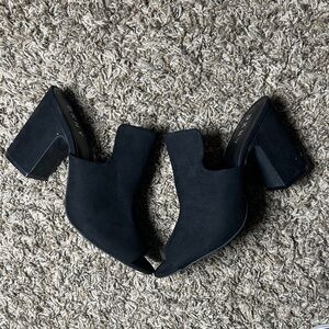 DKNY Black Suede Block Heel Mules Size 10M